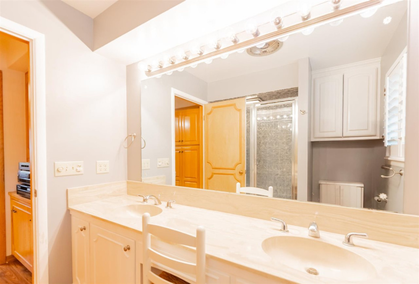 3 Bedrooms Bedrooms, ,2 BathroomsBathrooms,Residential,Single Family,Georgia,1,132047