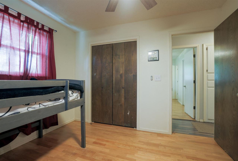 3 Bedrooms Bedrooms, ,1 BathroomBathrooms,Residential,Single Family,Eagle,1,132057