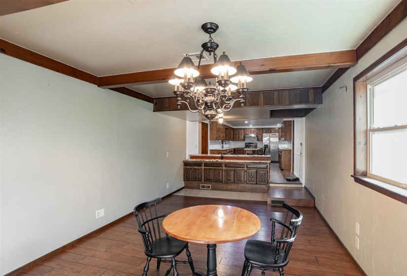 4 Bedrooms Bedrooms, ,3 BathroomsBathrooms,Residential,Single Family,Brian,1,132060