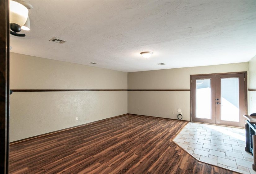 4 Bedrooms Bedrooms, ,3 BathroomsBathrooms,Residential,Single Family,Brian,1,132060