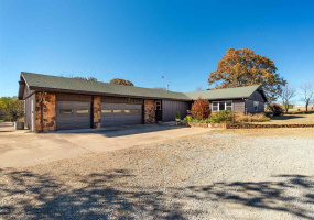 4 Bedrooms Bedrooms, ,3 BathroomsBathrooms,Residential,Single Family,Brian,1,132060