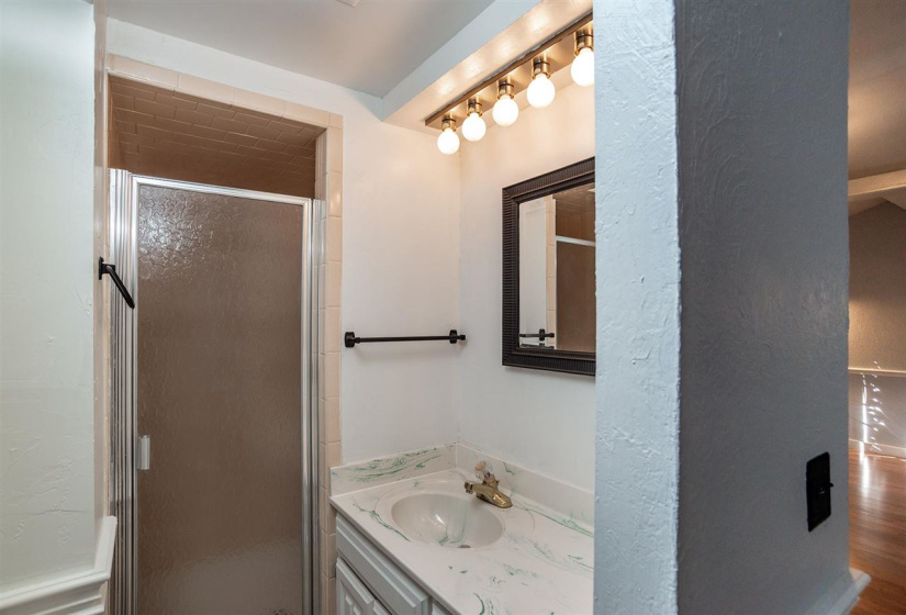 4 Bedrooms Bedrooms, ,3 BathroomsBathrooms,Residential,Single Family,Brian,1,132060
