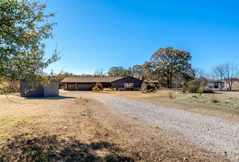 4 Bedrooms Bedrooms, ,3 BathroomsBathrooms,Residential,Single Family,Brian,1,132060
