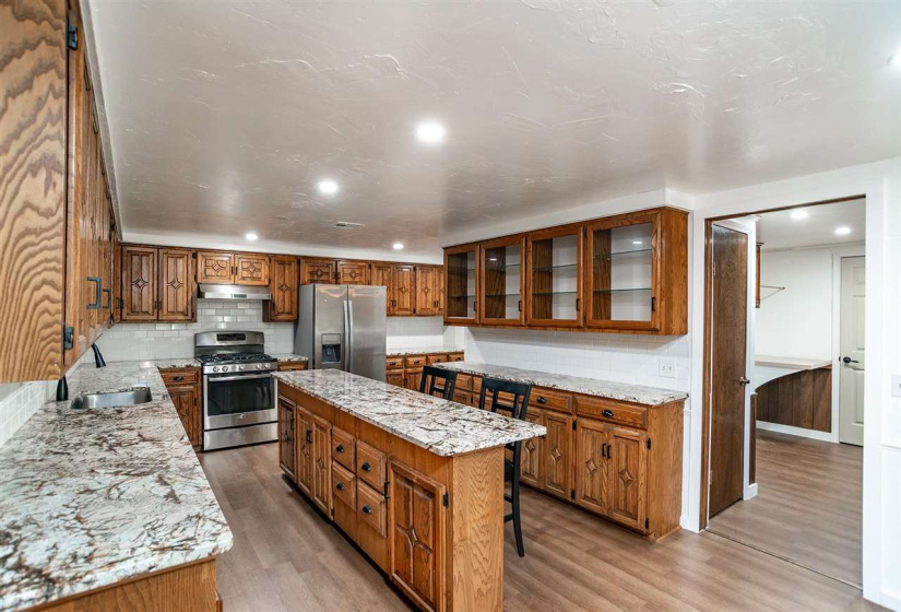 4 Bedrooms Bedrooms, ,3 BathroomsBathrooms,Residential,Single Family,Brian,1,132060