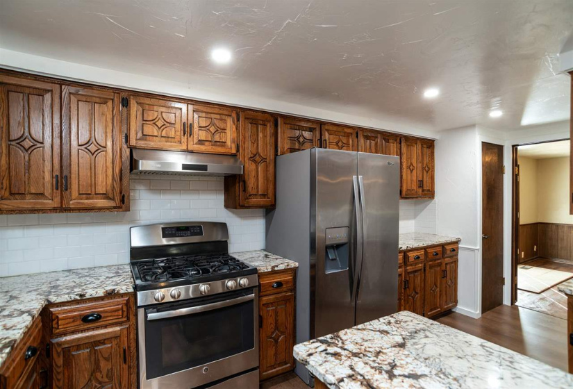 4 Bedrooms Bedrooms, ,3 BathroomsBathrooms,Residential,Single Family,Brian,1,132060