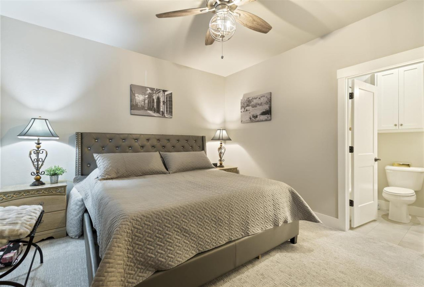 4 Bedrooms Bedrooms, ,3 BathroomsBathrooms,Residential,Single Family,Harvest Moon,1,132068
