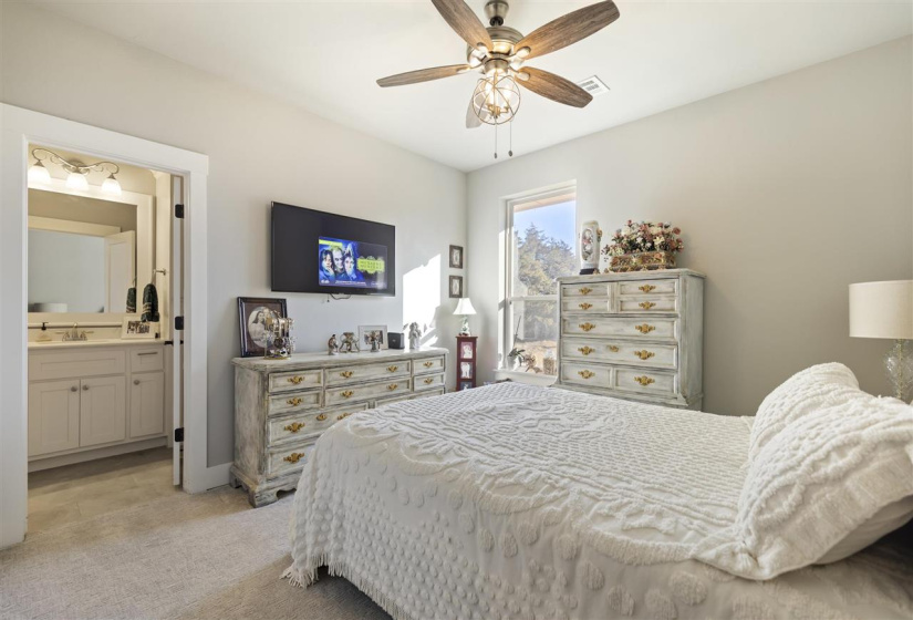 4 Bedrooms Bedrooms, ,3 BathroomsBathrooms,Residential,Single Family,Harvest Moon,1,132068