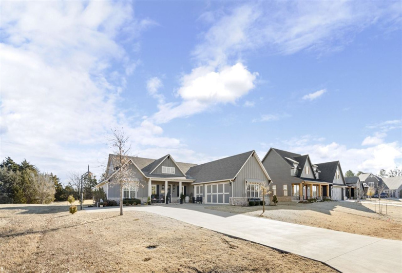 4 Bedrooms Bedrooms, ,3 BathroomsBathrooms,Residential,Single Family,Harvest Moon,1,132068