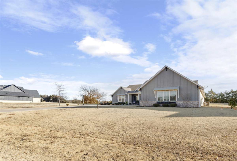 4 Bedrooms Bedrooms, ,3 BathroomsBathrooms,Residential,Single Family,Harvest Moon,1,132068