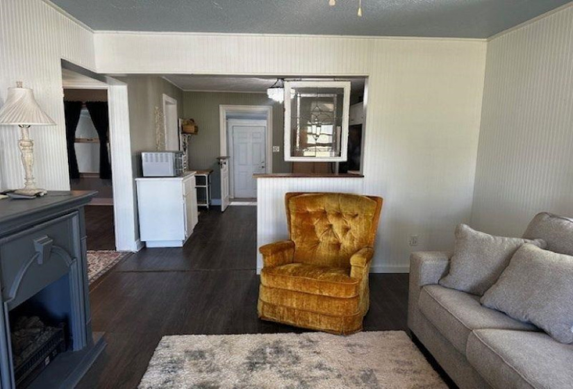 2 Bedrooms Bedrooms, ,1 BathroomBathrooms,Residential,Single Family,VFW,1,132069