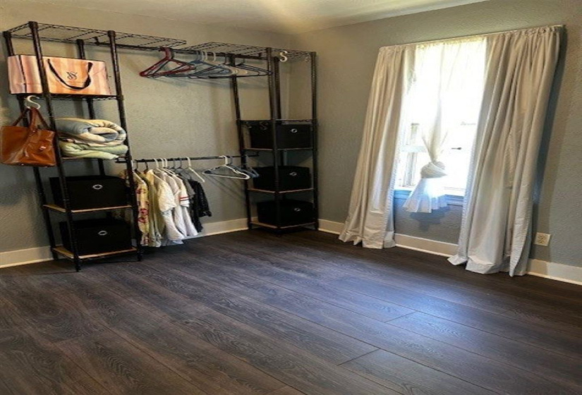 2 Bedrooms Bedrooms, ,1 BathroomBathrooms,Residential,Single Family,VFW,1,132069