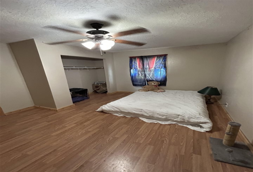 3 Bedrooms Bedrooms, ,2 BathroomsBathrooms,Residential,Single Family,6th,2,132072