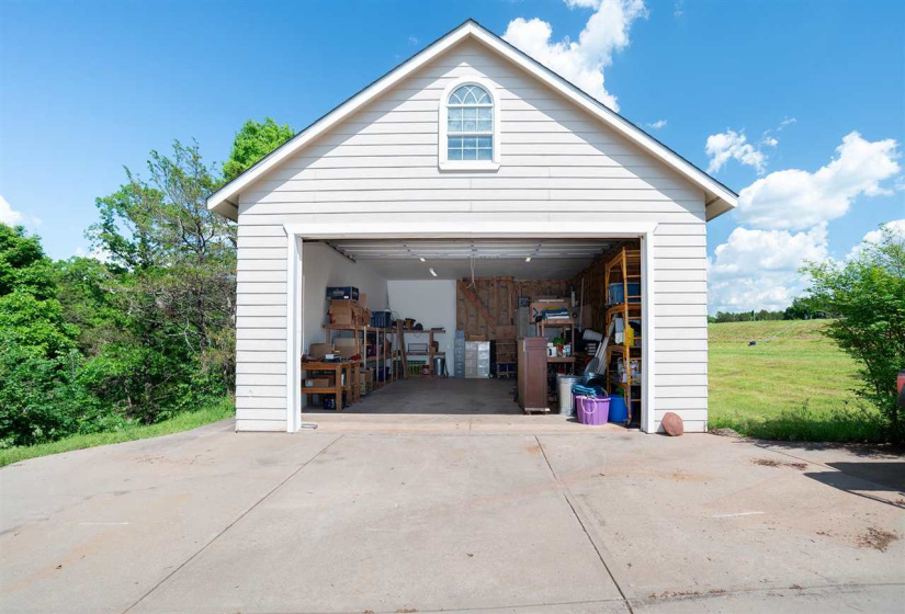 4 Bedrooms Bedrooms, ,4 BathroomsBathrooms,Residential,Single Family,104th,2,132077
