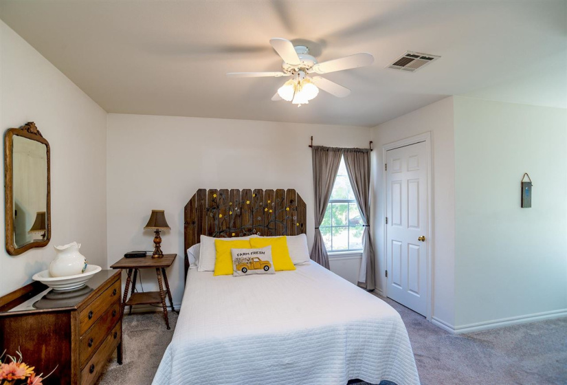 4 Bedrooms Bedrooms, ,4 BathroomsBathrooms,Residential,Single Family,104th,2,132077