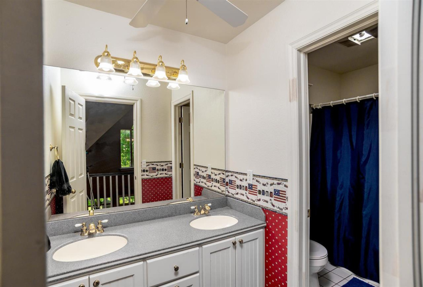 4 Bedrooms Bedrooms, ,4 BathroomsBathrooms,Residential,Single Family,104th,2,132077