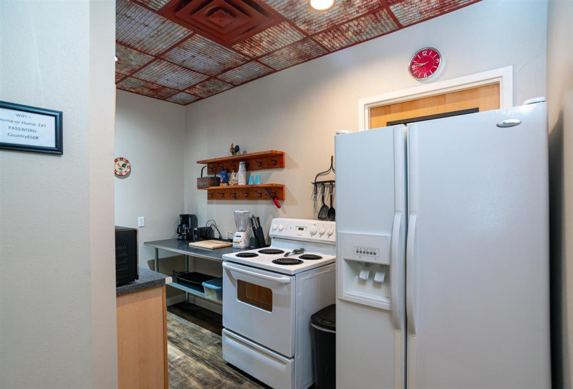 4 Bedrooms Bedrooms, ,4 BathroomsBathrooms,Residential,Single Family,104th,2,132077