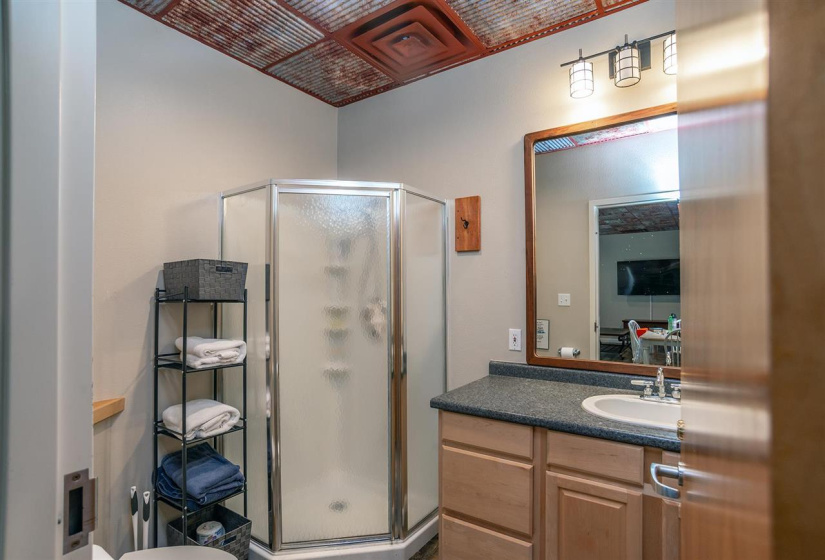 4 Bedrooms Bedrooms, ,4 BathroomsBathrooms,Residential,Single Family,104th,2,132077