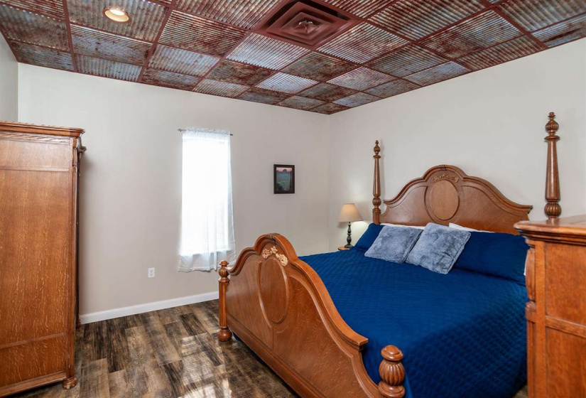 4 Bedrooms Bedrooms, ,4 BathroomsBathrooms,Residential,Single Family,104th,2,132077