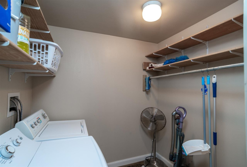 4 Bedrooms Bedrooms, ,4 BathroomsBathrooms,Residential,Single Family,104th,2,132077