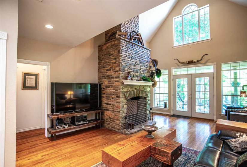 4 Bedrooms Bedrooms, ,4 BathroomsBathrooms,Residential,Single Family,104th,2,132077