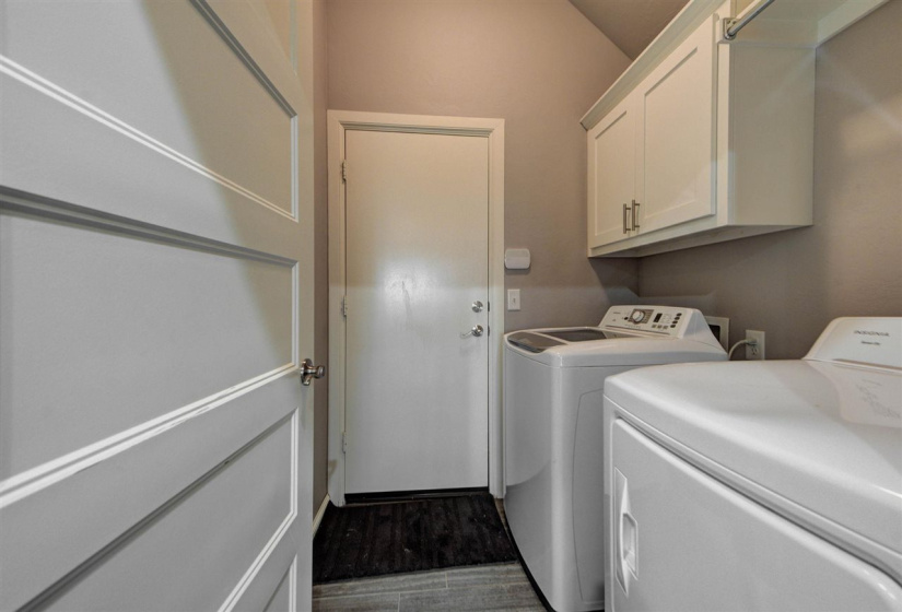 3 Bedrooms Bedrooms, ,2 BathroomsBathrooms,Residential,Single Family,Santa Monica,1.5,132084