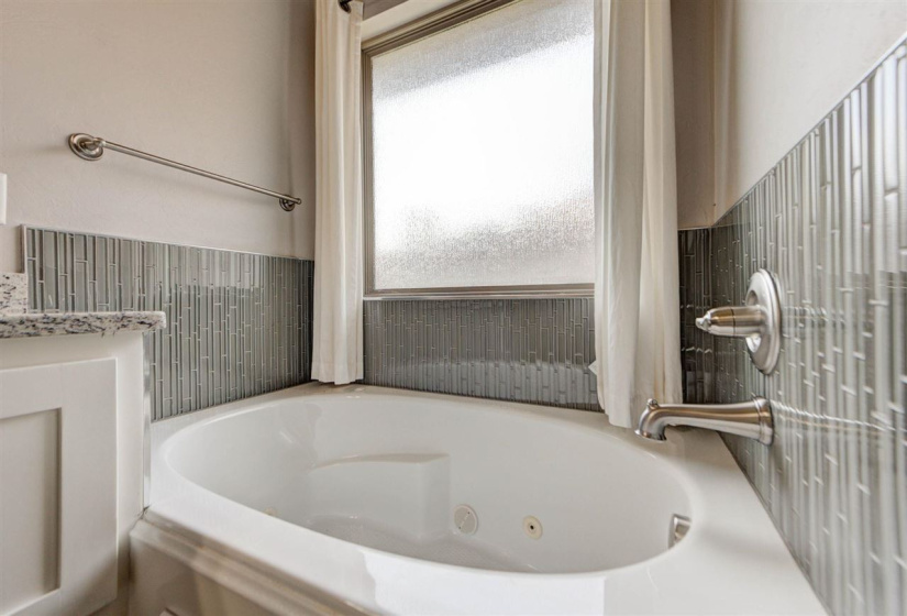 3 Bedrooms Bedrooms, ,2 BathroomsBathrooms,Residential,Single Family,Santa Monica,1.5,132084