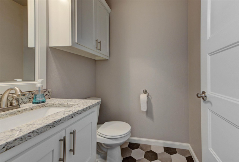 3 Bedrooms Bedrooms, ,2 BathroomsBathrooms,Residential,Single Family,Santa Monica,1.5,132084