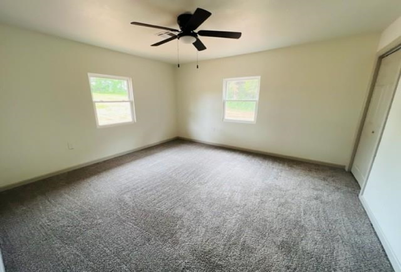 4 Bedrooms Bedrooms, ,2 BathroomsBathrooms,Residential,Single Family,3484,1,132088