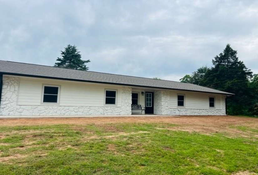 4 Bedrooms Bedrooms, ,2 BathroomsBathrooms,Residential,Single Family,3484,1,132088