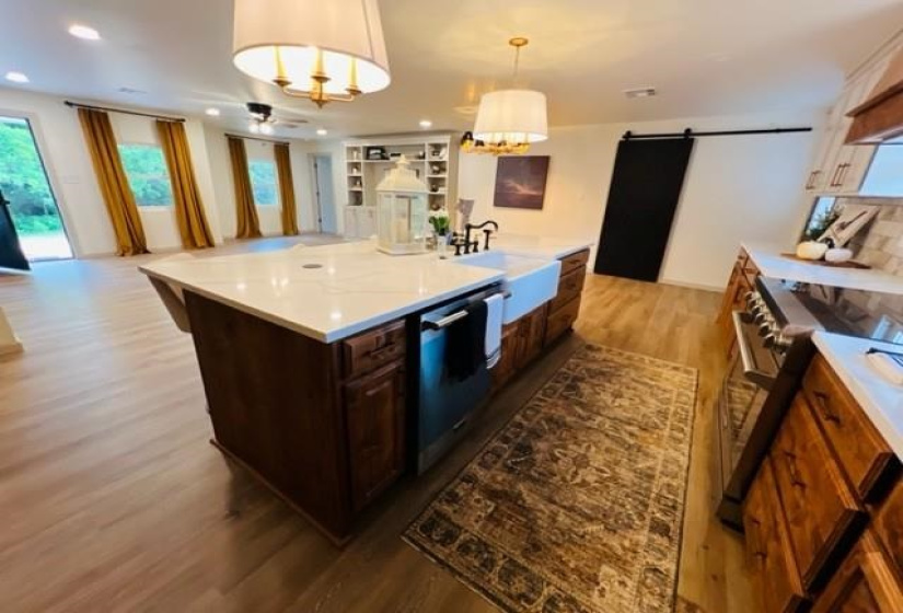 4 Bedrooms Bedrooms, ,2 BathroomsBathrooms,Residential,Single Family,3484,1,132088