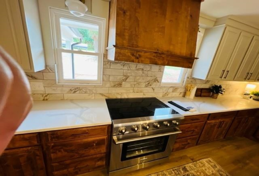 4 Bedrooms Bedrooms, ,2 BathroomsBathrooms,Residential,Single Family,3484,1,132088