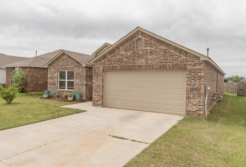 4 Bedrooms Bedrooms, ,2 BathroomsBathrooms,Residential,Single Family,Brooke,1,132094