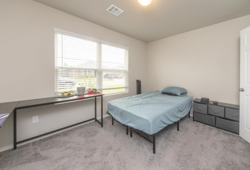 4 Bedrooms Bedrooms, ,2 BathroomsBathrooms,Residential,Single Family,Brooke,1,132094