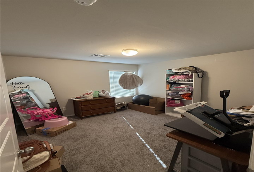 3 Bedrooms Bedrooms, ,2 BathroomsBathrooms,Residential,Single Family,Mangold,1,132095