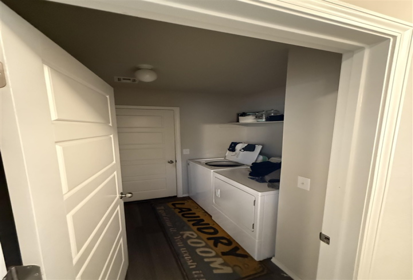 3 Bedrooms Bedrooms, ,2 BathroomsBathrooms,Residential,Single Family,Mangold,1,132095