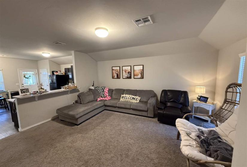 3 Bedrooms Bedrooms, ,2 BathroomsBathrooms,Residential,Single Family,Mangold,1,132095