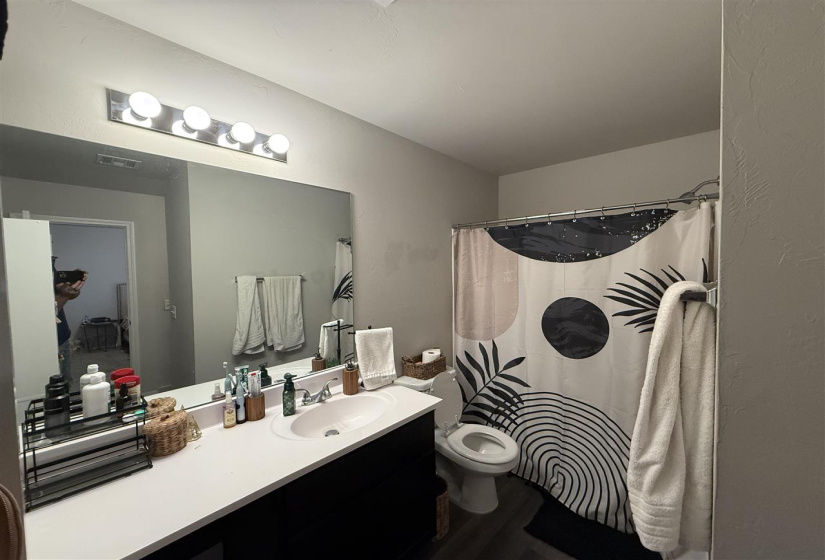 3 Bedrooms Bedrooms, ,2 BathroomsBathrooms,Residential,Single Family,Mangold,1,132095