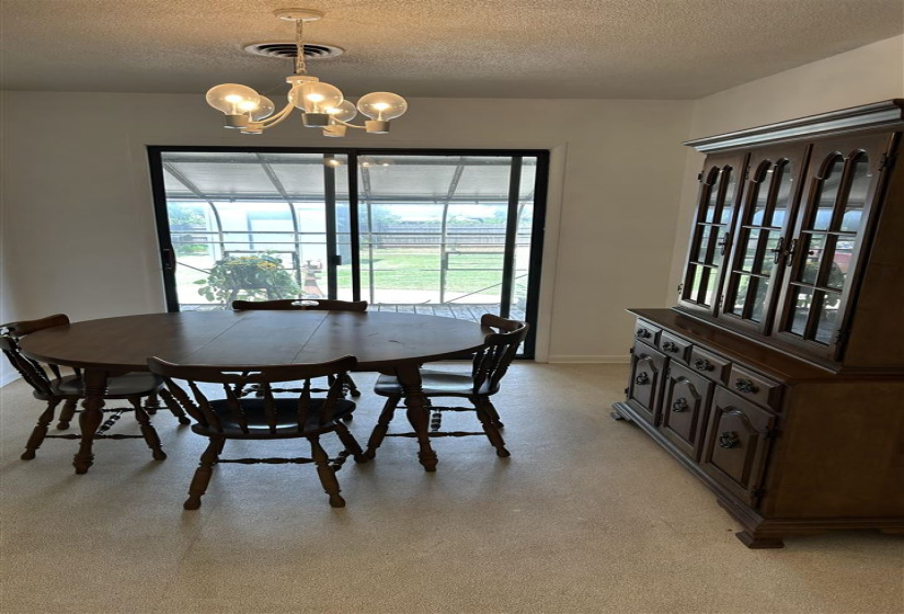 4 Bedrooms Bedrooms, ,3 BathroomsBathrooms,Residential,Single Family,Hillcrest,1,132096