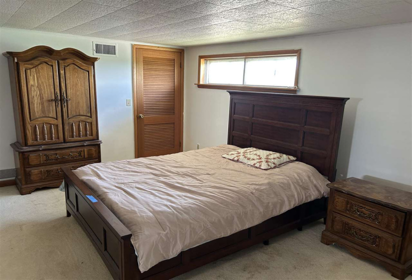 4 Bedrooms Bedrooms, ,3 BathroomsBathrooms,Residential,Single Family,Hillcrest,1,132096