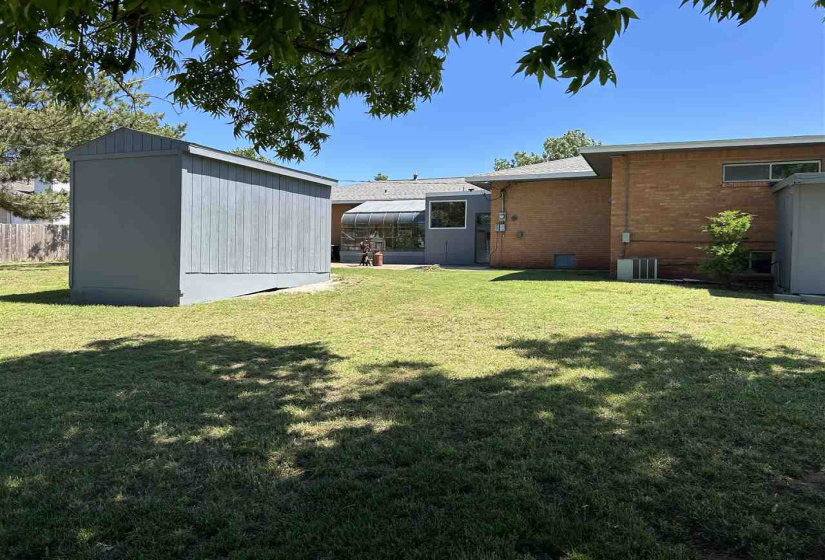 4 Bedrooms Bedrooms, ,3 BathroomsBathrooms,Residential,Single Family,Hillcrest,1,132096