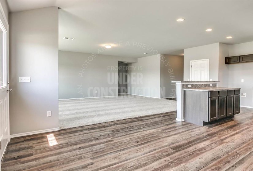 4 Bedrooms Bedrooms, ,2 BathroomsBathrooms,Residential,Single Family,Ravine,1,132100