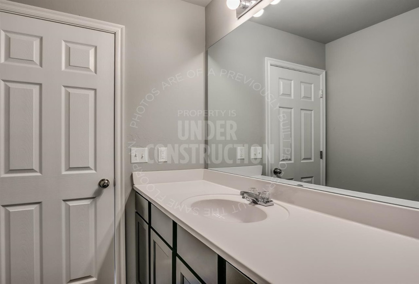 4 Bedrooms Bedrooms, ,2 BathroomsBathrooms,Residential,Single Family,Ravine,1,132100