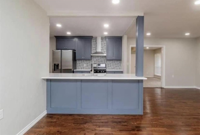4 Bedrooms Bedrooms, ,3 BathroomsBathrooms,Residential,Single Family,823 Ranch,1,132104