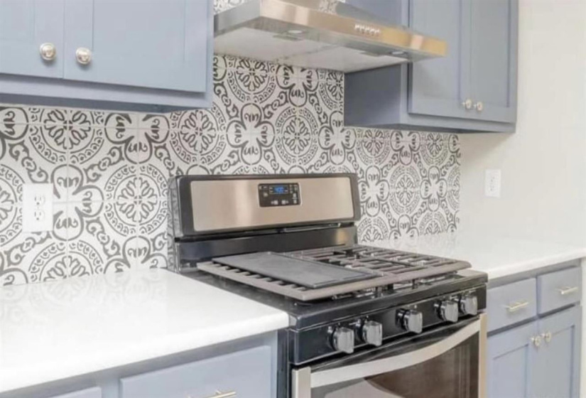 4 Bedrooms Bedrooms, ,3 BathroomsBathrooms,Residential,Single Family,823 Ranch,1,132104