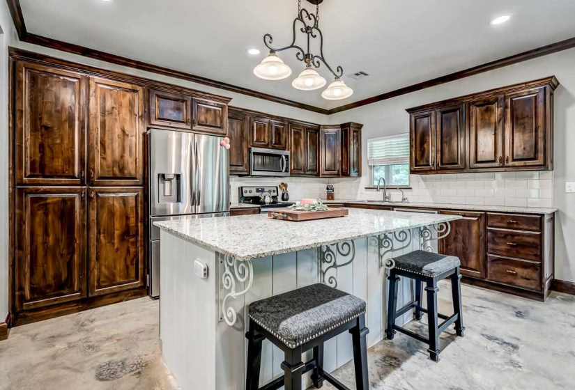 5 Bedrooms Bedrooms, ,3 BathroomsBathrooms,Residential,Single Family,Dawson,2,132105