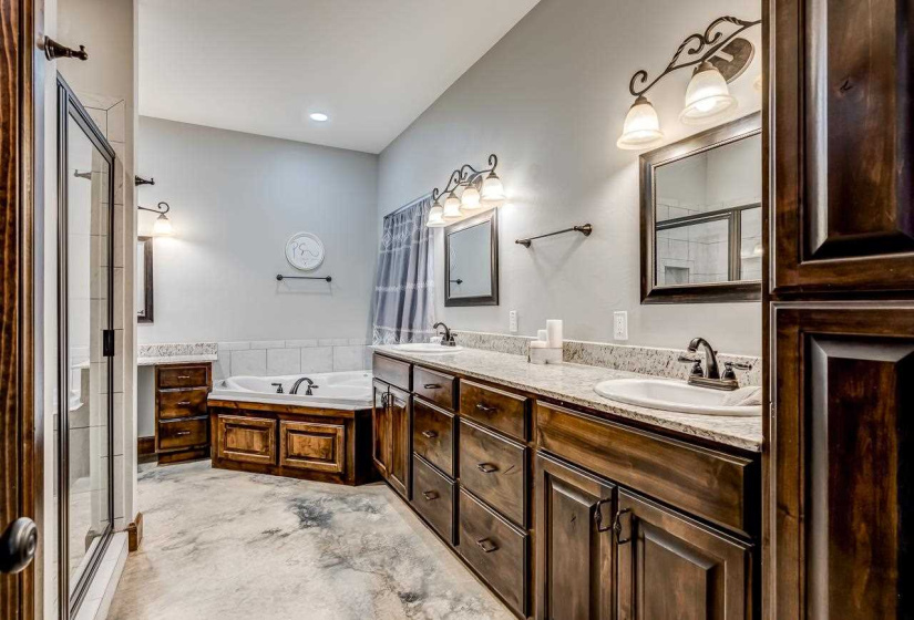 5 Bedrooms Bedrooms, ,3 BathroomsBathrooms,Residential,Single Family,Dawson,2,132105
