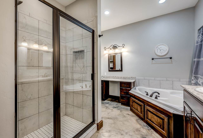 5 Bedrooms Bedrooms, ,3 BathroomsBathrooms,Residential,Single Family,Dawson,2,132105
