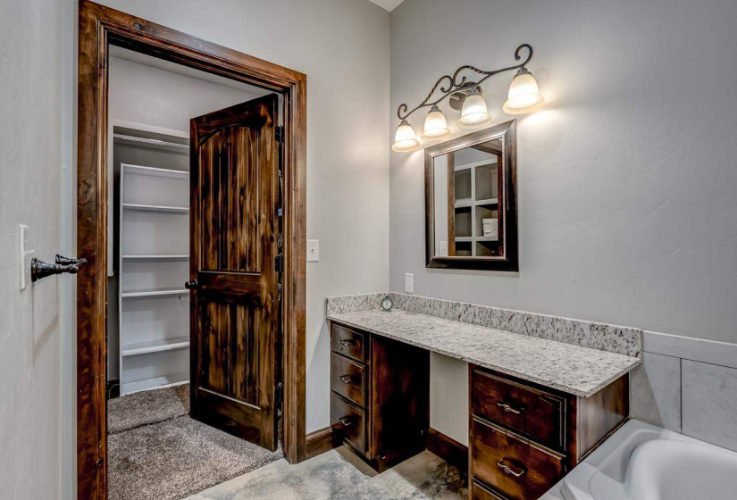 5 Bedrooms Bedrooms, ,3 BathroomsBathrooms,Residential,Single Family,Dawson,2,132105