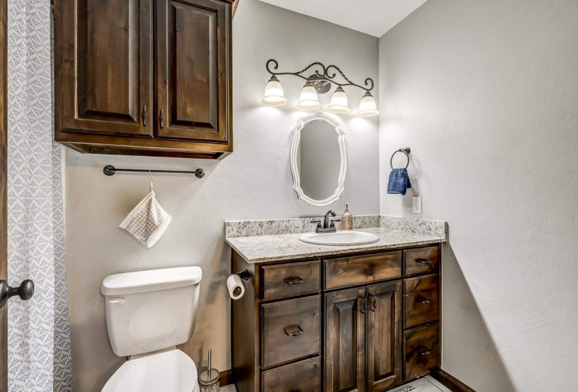 5 Bedrooms Bedrooms, ,3 BathroomsBathrooms,Residential,Single Family,Dawson,2,132105