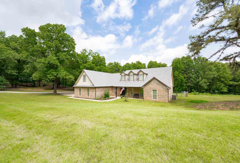 5 Bedrooms Bedrooms, ,3 BathroomsBathrooms,Residential,Single Family,Dawson,2,132105